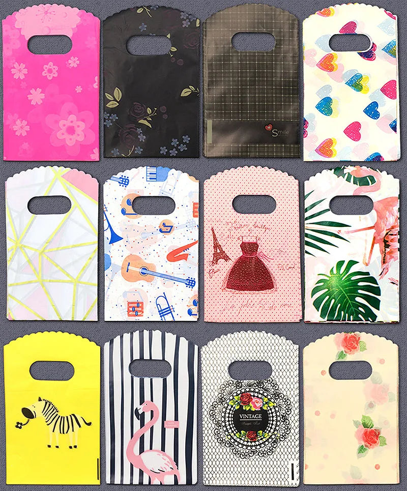 50pcs/lot Various Patterns Jewelry Plastic Bag Heart-Shaped Oval Handles Mini Gift Packing Bag Store Small Shopping Bags