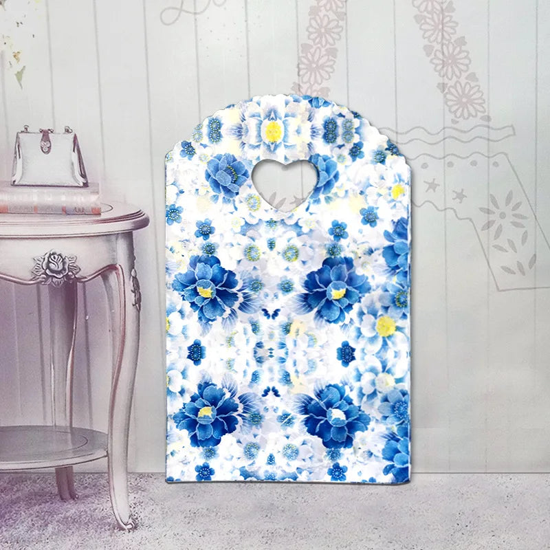 50pcs/lot Various Patterns Jewelry Plastic Bag Heart-Shaped Oval Handles Mini Gift Packing Bag Store Small Shopping Bags