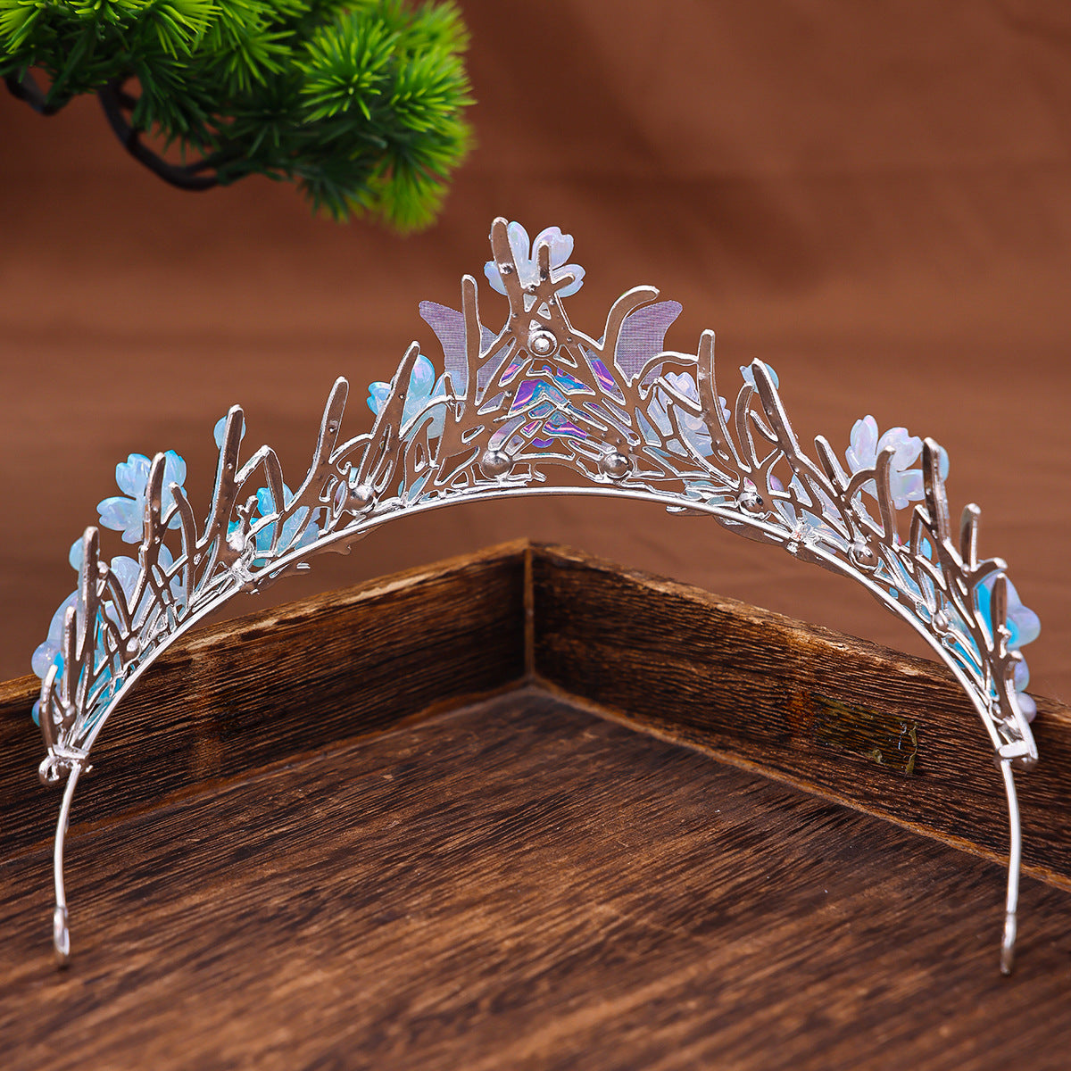 Handmade Mermaid Fish Crown Ocean Style Costume Seashell Starfish Hair Accessories for Women Girls Princess Birthday Party Tiara