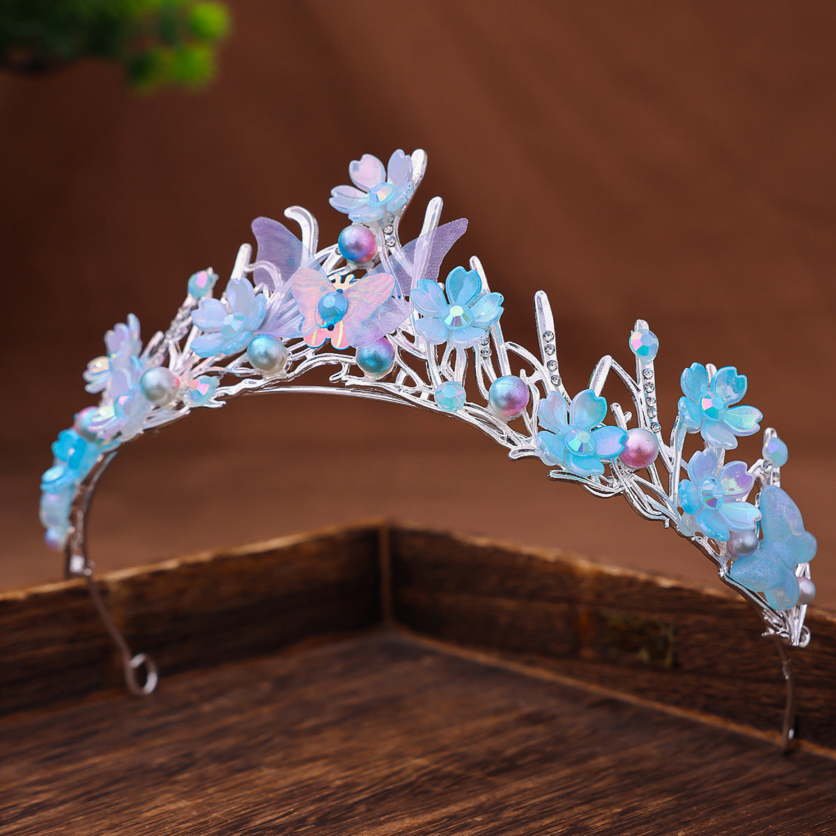 Handmade Mermaid Fish Crown Ocean Style Costume Seashell Starfish Hair Accessories for Women Girls Princess Birthday Party Tiara