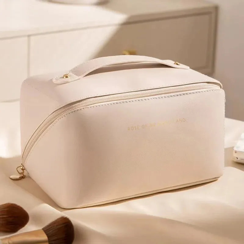 Factory Direct Sales Cosmetic Bag, One Batch Cosmetic Bag, Portable Makeup Cosmetics Bag, Cosmetic Bag, Large Capacity