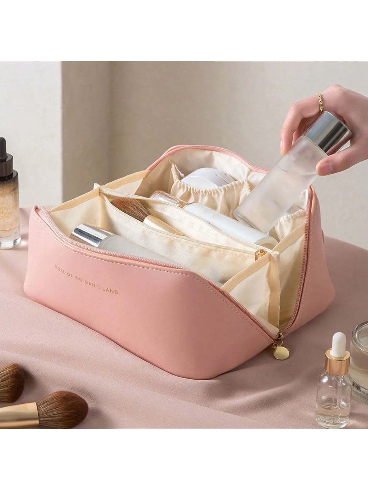 Factory Direct Sales Cosmetic Bag, One Batch Cosmetic Bag, Portable Makeup Cosmetics Bag, Cosmetic Bag, Large Capacity