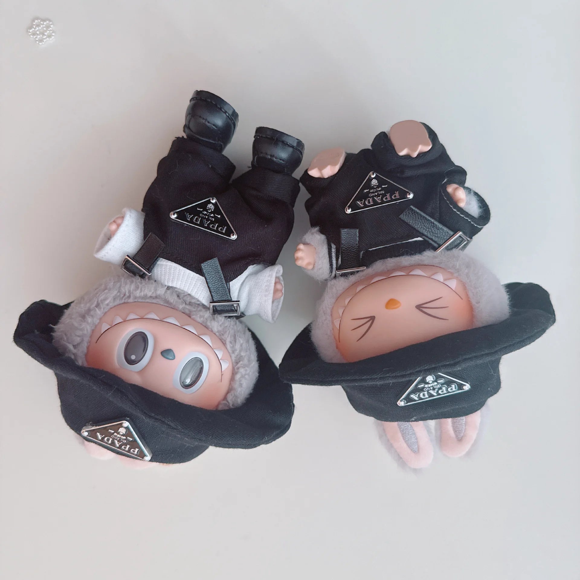 The first and second generations of Labubu only sell 17cm seated party clothes accessories inverted triangle workwear fashion