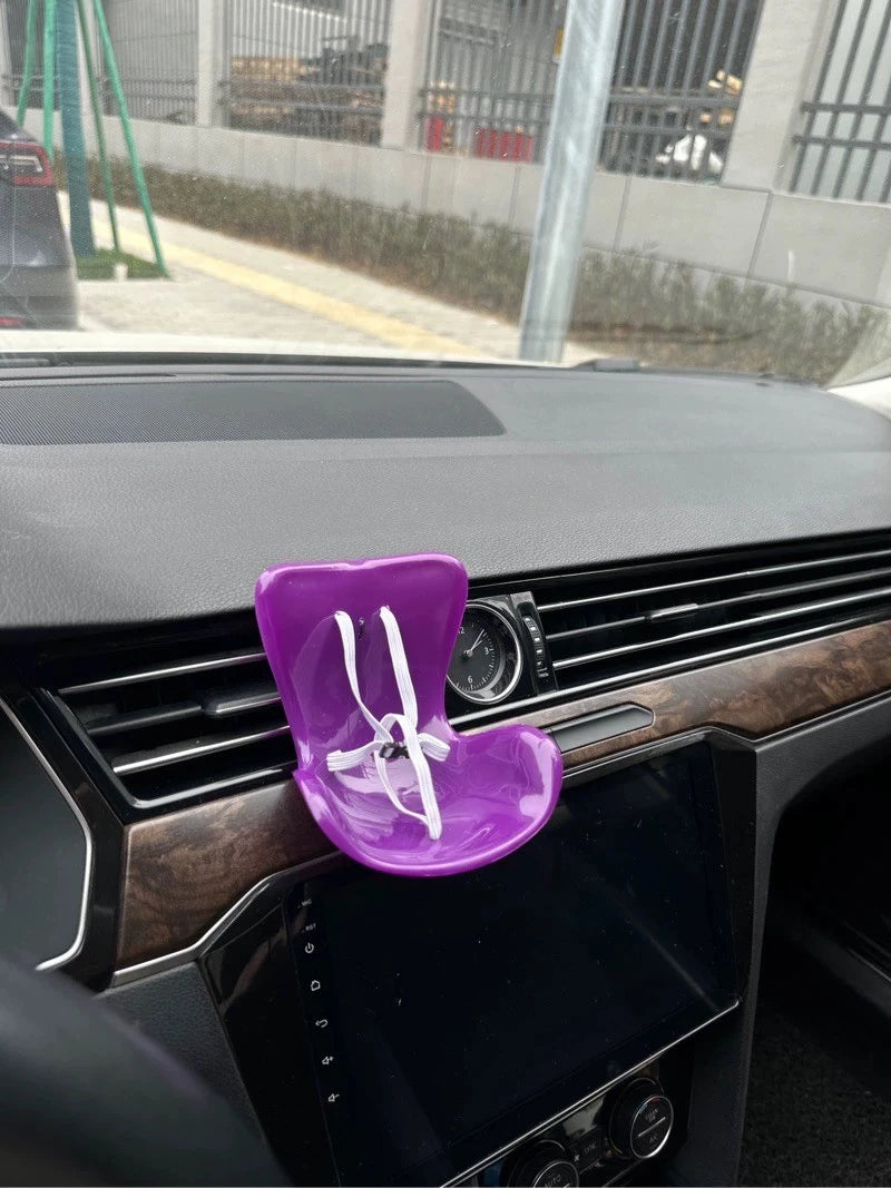 15-17cm doll Seat  Labubu carseat Safety Seat Cute Doll Air Outlet Aromatherapy decoration high-grade Car Interior Decoration