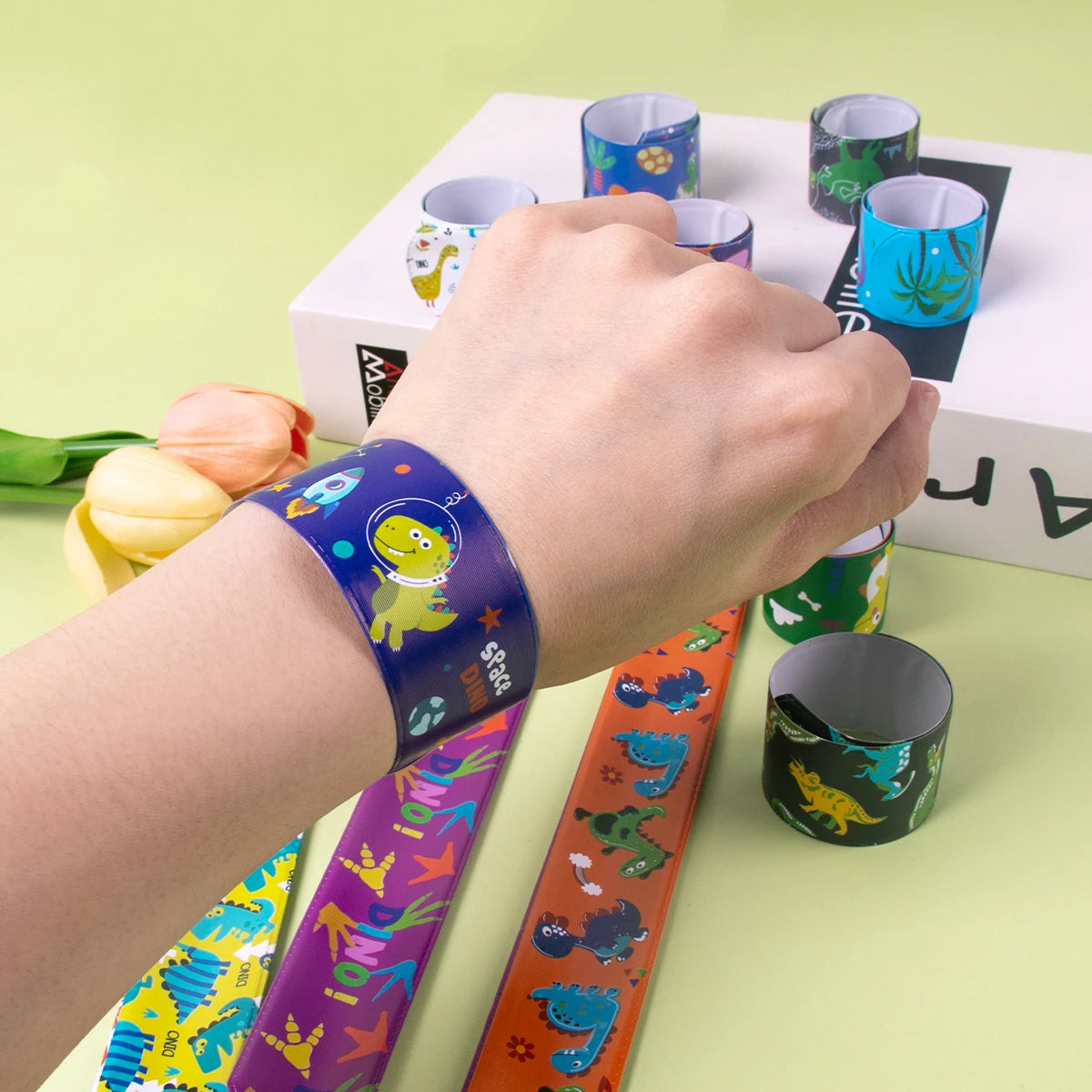 10pcs Cartoon Birthday Party Clap Circle Toy Kids Birthday Party Slap Bracelet Mermaid Dinosaur Unicorn Theme Party Gift