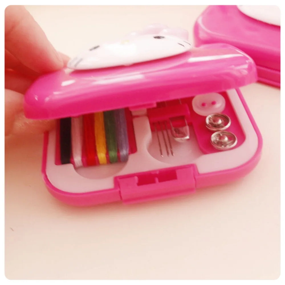Hello Kitty Sewing Kit Cute Cartoon Practical Mini Portable Sewing Kit New Delicate Go Out Travel Sewing Tools Suit Gifts