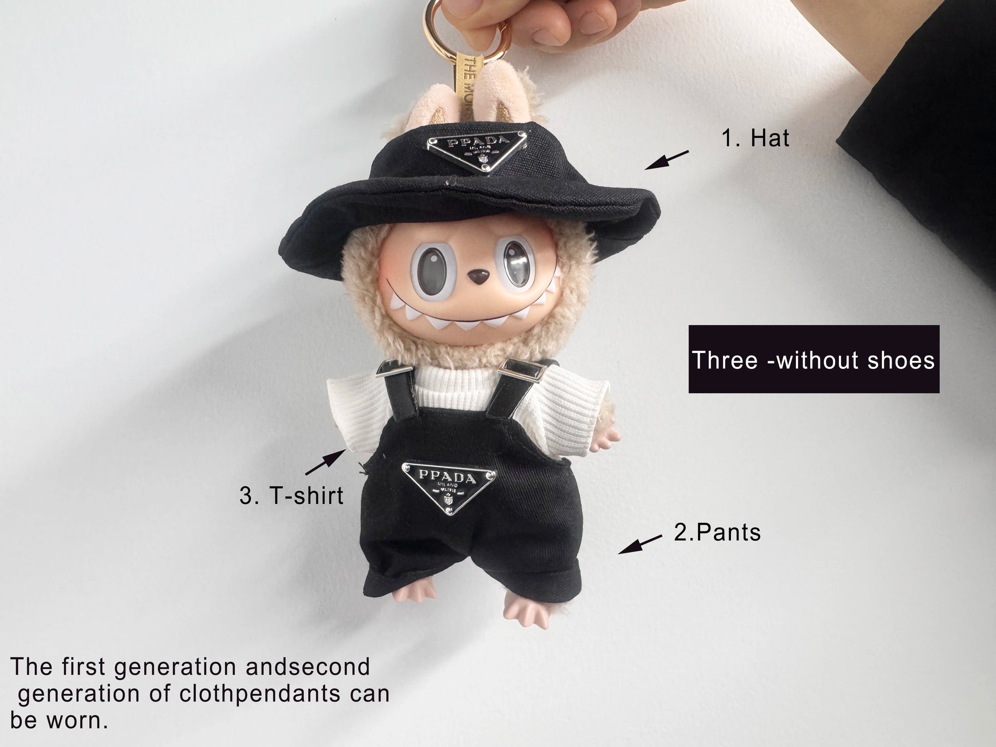The first and second generations of Labubu only sell 17cm seated party clothes accessories inverted triangle workwear fashion