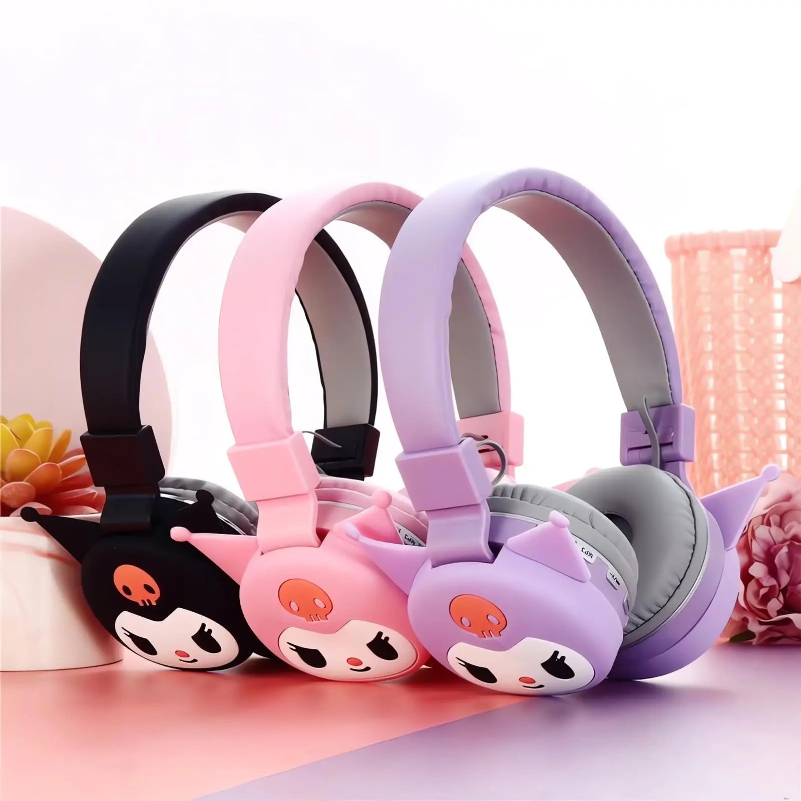 Sanrio Bluetooth Headphone Hello Kitty Wireless Headsets Cartoon Mic Foldable Lightweight Earphone for Phones Laptop Gift Pink