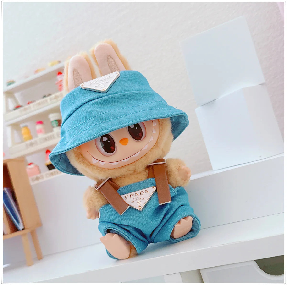 The first and second generations of Labubu only sell 17cm seated party clothes accessories inverted triangle workwear fashion
