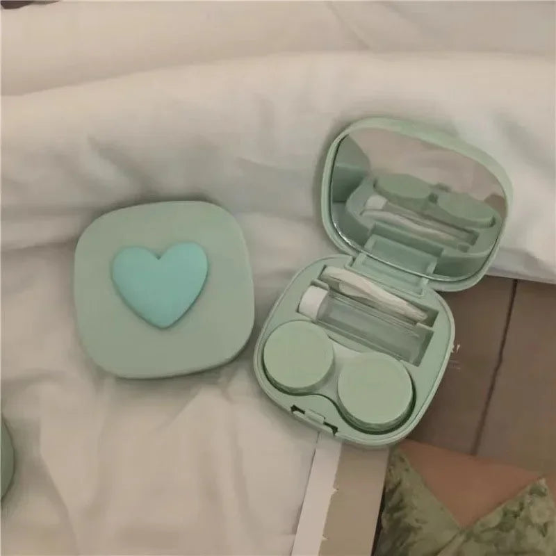 1PCS Women Mini Lovely Eyes Contact Lens Container Box Bag Travel Kit 2023 Girl Cute Heart Contact Lens Case Box with Mirror